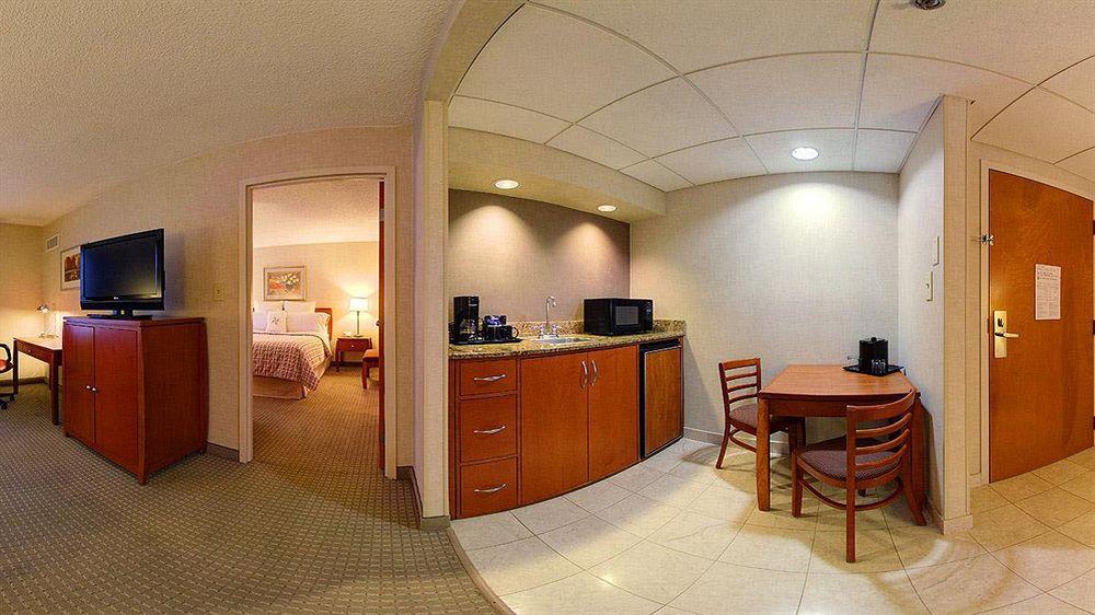 Four Points By Sheraton Charlotte Extérieur photo