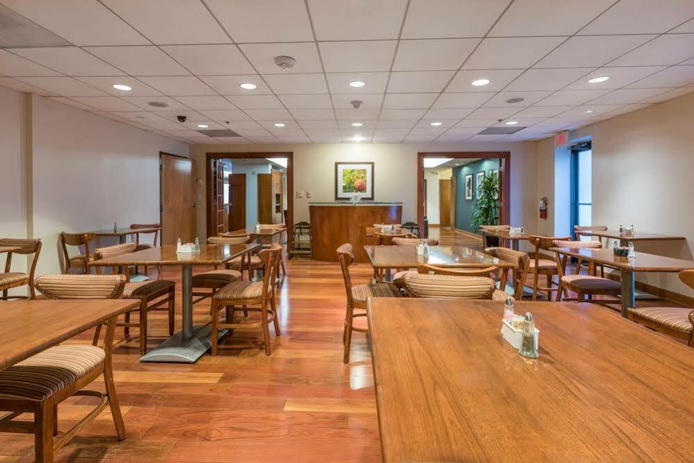 Four Points By Sheraton Charlotte Extérieur photo